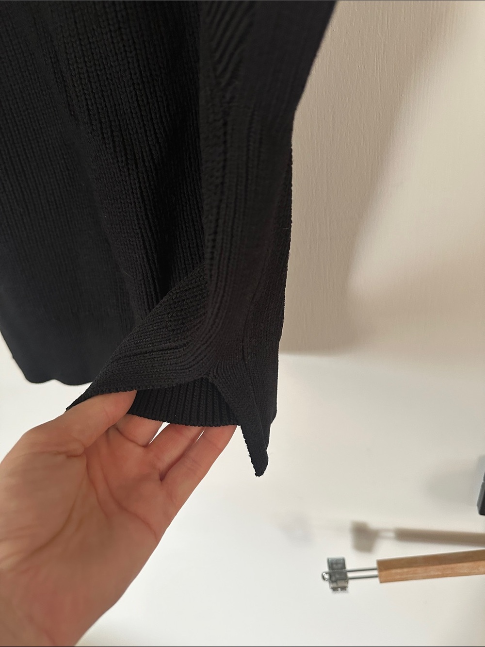 Wilfred Black Ribbed Knit Top - Picture 4 of 6